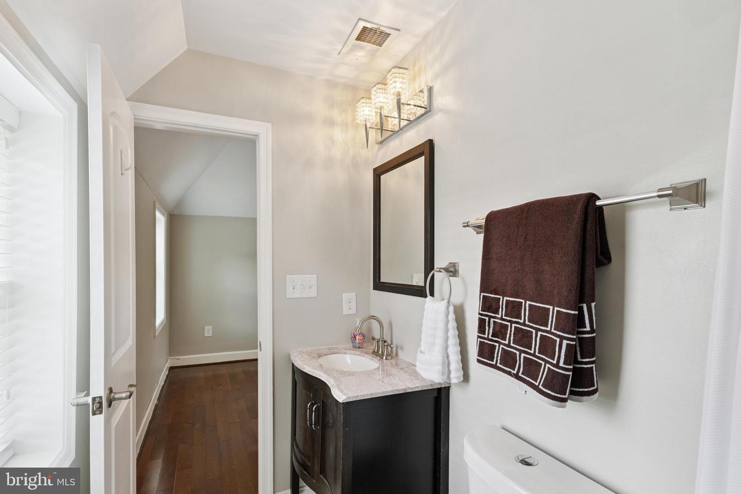 5411 2ND ST NW, WASHINGTON, District Of Columbia 20011, 3 Bedrooms Bedrooms, ,3 BathroomsBathrooms,Residential,For sale,5411 2ND ST NW,DCDC2209534 MLS # DCDC2209534