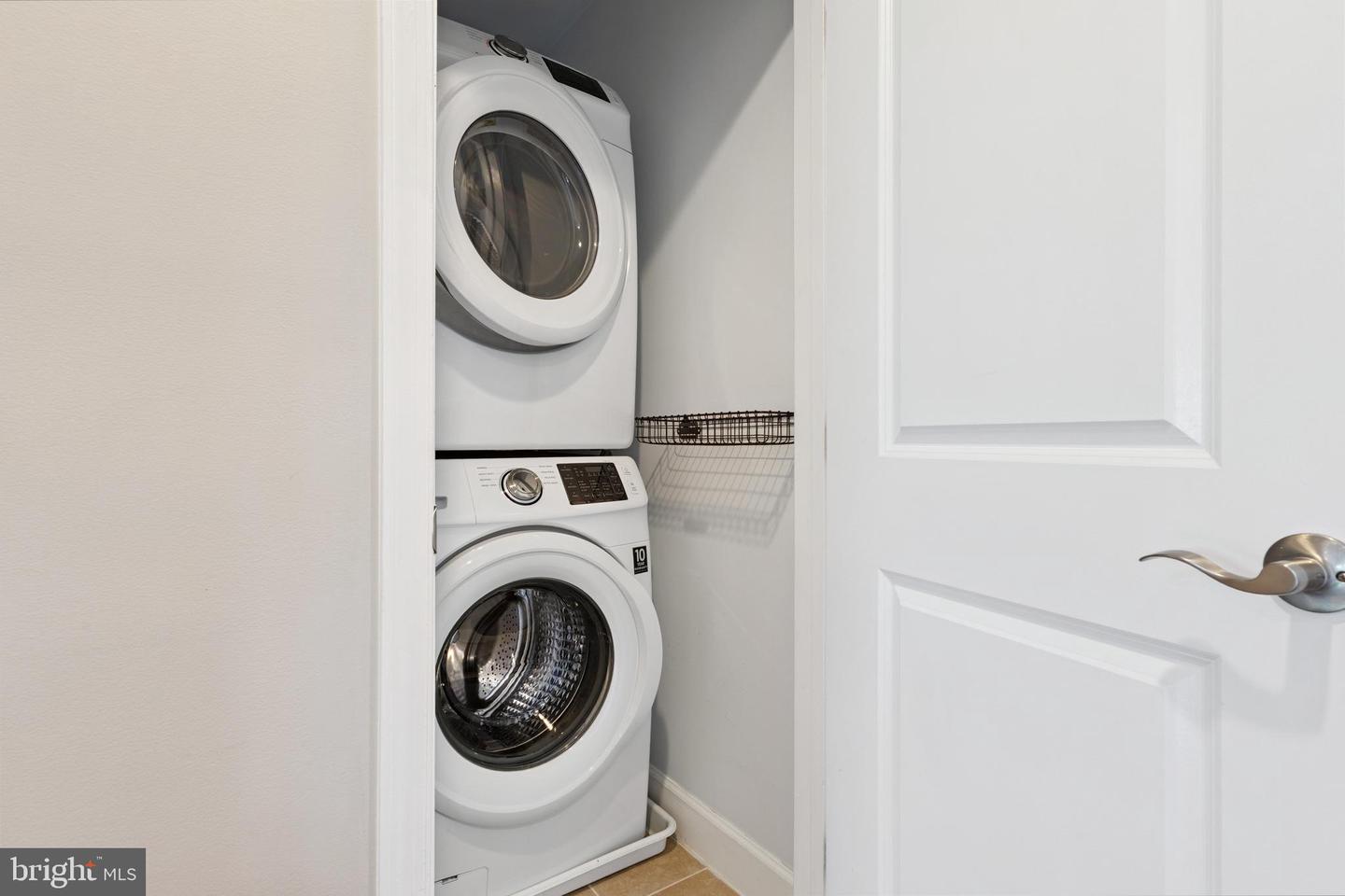 5411 2ND ST NW, WASHINGTON, District Of Columbia 20011, 3 Bedrooms Bedrooms, ,3 BathroomsBathrooms,Residential,For sale,5411 2ND ST NW,DCDC2209534 MLS # DCDC2209534