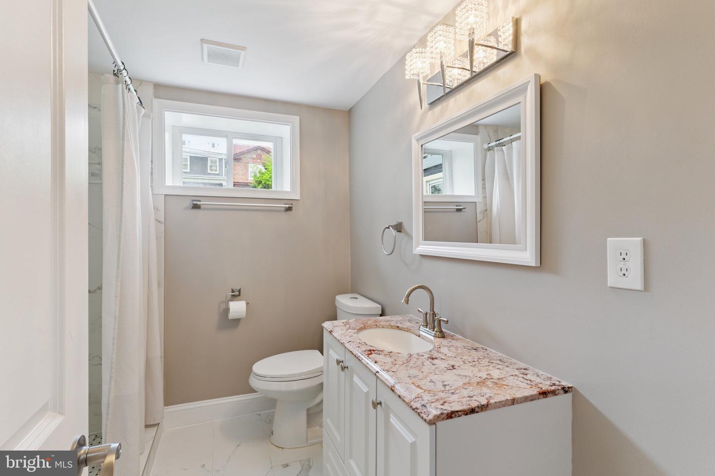 5411 2ND ST NW, WASHINGTON, District Of Columbia 20011, 3 Bedrooms Bedrooms, ,3 BathroomsBathrooms,Residential,For sale,5411 2ND ST NW,DCDC2209534 MLS # DCDC2209534