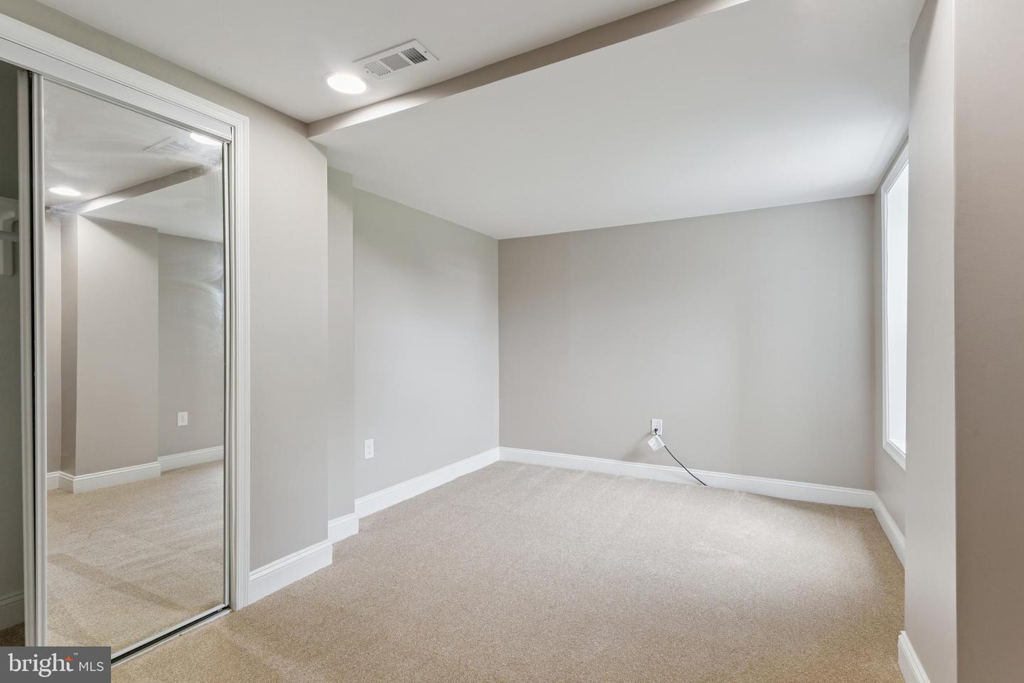 5411 2ND ST NW, WASHINGTON, District Of Columbia 20011, 3 Bedrooms Bedrooms, ,3 BathroomsBathrooms,Residential,For sale,5411 2ND ST NW,DCDC2209534 MLS # DCDC2209534