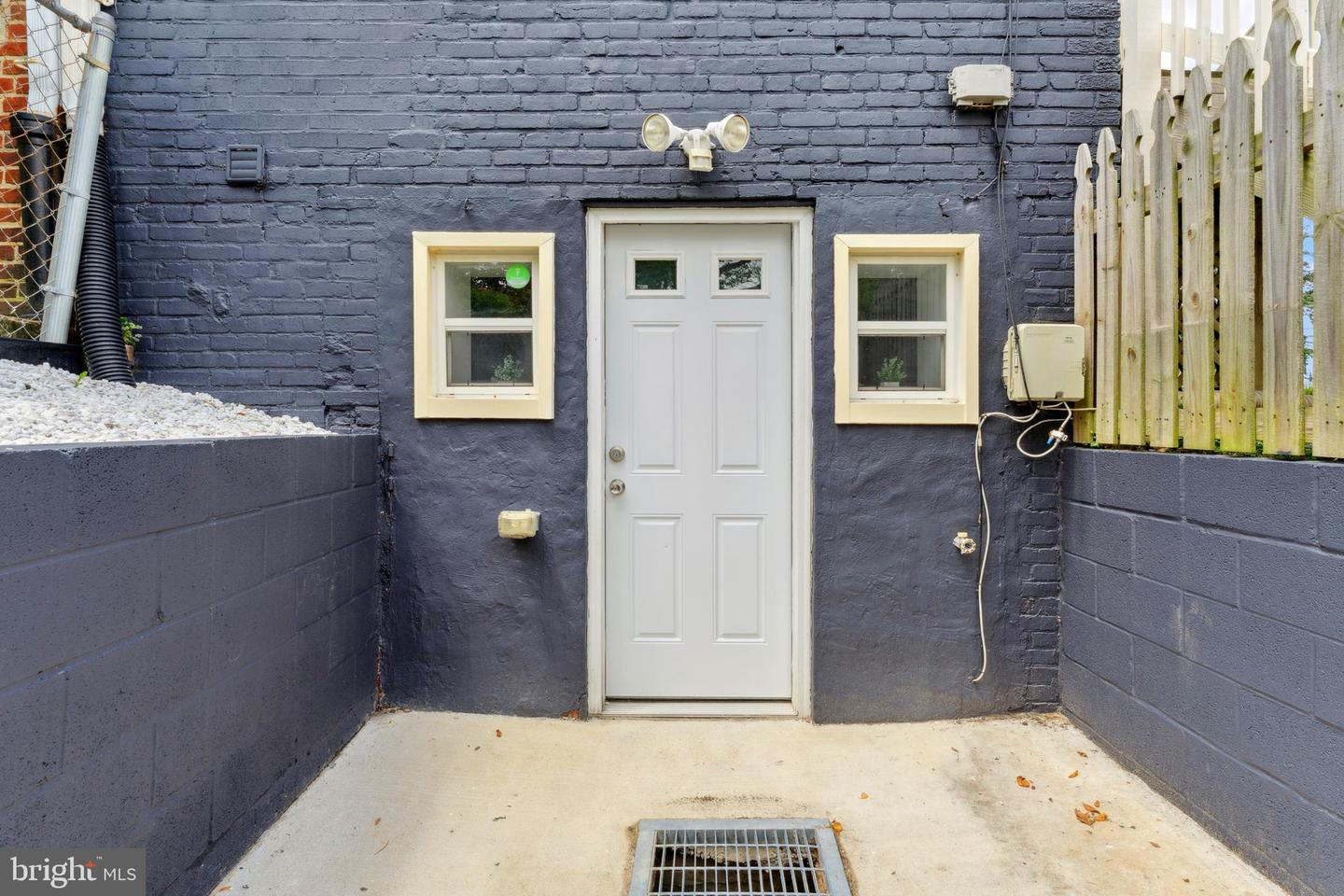 5411 2ND ST NW, WASHINGTON, District Of Columbia 20011, 3 Bedrooms Bedrooms, ,3 BathroomsBathrooms,Residential,For sale,5411 2ND ST NW,DCDC2209534 MLS # DCDC2209534