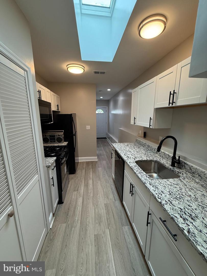 4902 MINNESOTA AVE NE, WASHINGTON, District Of Columbia 20019, 3 Bedrooms Bedrooms, 6 Rooms Rooms,2 BathroomsBathrooms,Residential,For sale,4902 MINNESOTA AVE NE,DCDC2209588 MLS # DCDC2209588