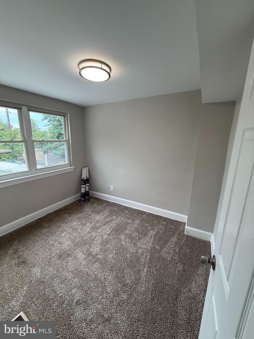 4902 MINNESOTA AVE NE, WASHINGTON, District Of Columbia 20019, 3 Bedrooms Bedrooms, 6 Rooms Rooms,2 BathroomsBathrooms,Residential,For sale,4902 MINNESOTA AVE NE,DCDC2209588 MLS # DCDC2209588