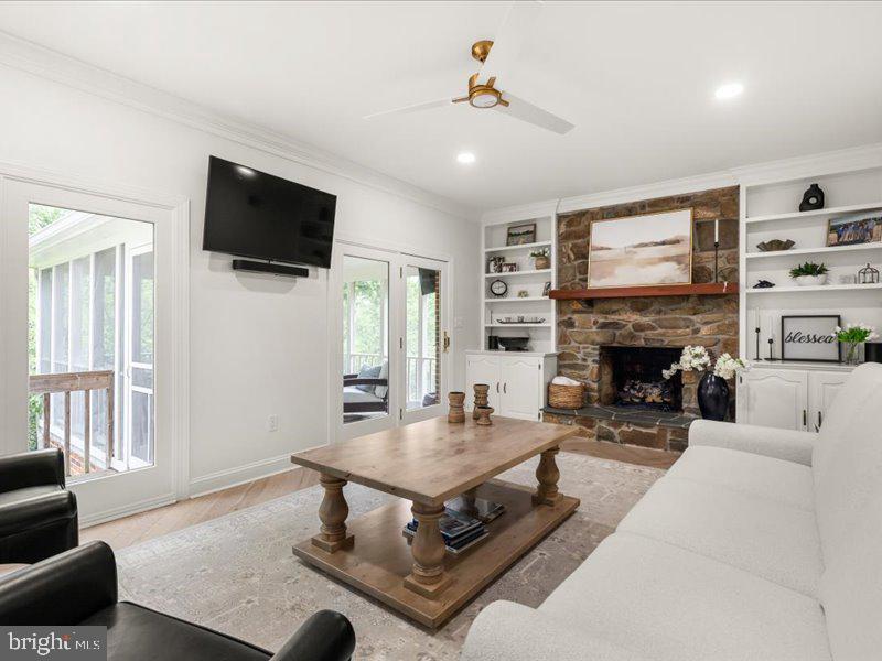 247 MCGUIRE RD, WINCHESTER, Virginia 22603, 4 Bedrooms Bedrooms, ,2 BathroomsBathrooms,Residential,For sale,247 MCGUIRE RD,VAFV2035358 MLS # VAFV2035358