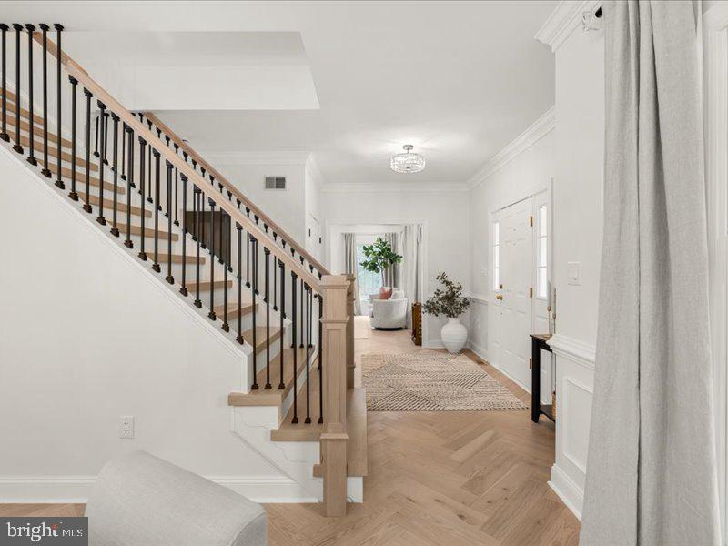 247 MCGUIRE RD, WINCHESTER, Virginia 22603, 4 Bedrooms Bedrooms, ,2 BathroomsBathrooms,Residential,For sale,247 MCGUIRE RD,VAFV2035358 MLS # VAFV2035358