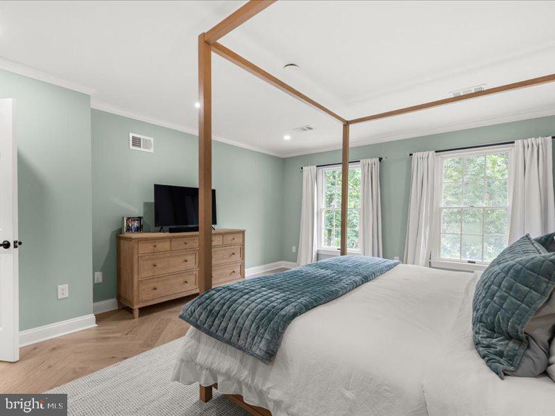 247 MCGUIRE RD, WINCHESTER, Virginia 22603, 4 Bedrooms Bedrooms, ,2 BathroomsBathrooms,Residential,For sale,247 MCGUIRE RD,VAFV2035358 MLS # VAFV2035358