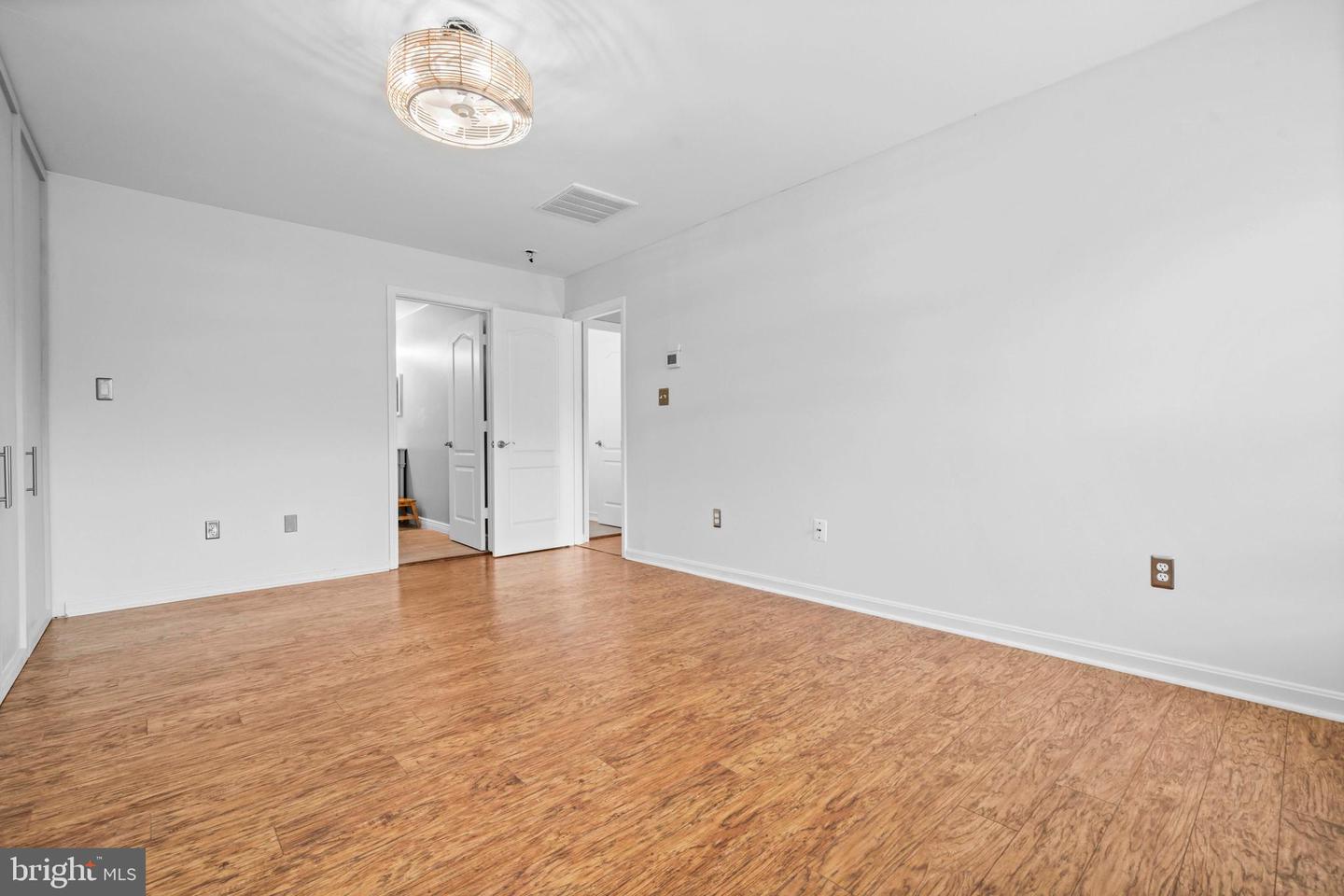 34444 LEESBURG PIKE, ROUND HILL, Virginia 20141, 4 Bedrooms Bedrooms, ,2 BathroomsBathrooms,Residential,For sale,34444 LEESBURG PIKE,VALO2101664 MLS # VALO2101664