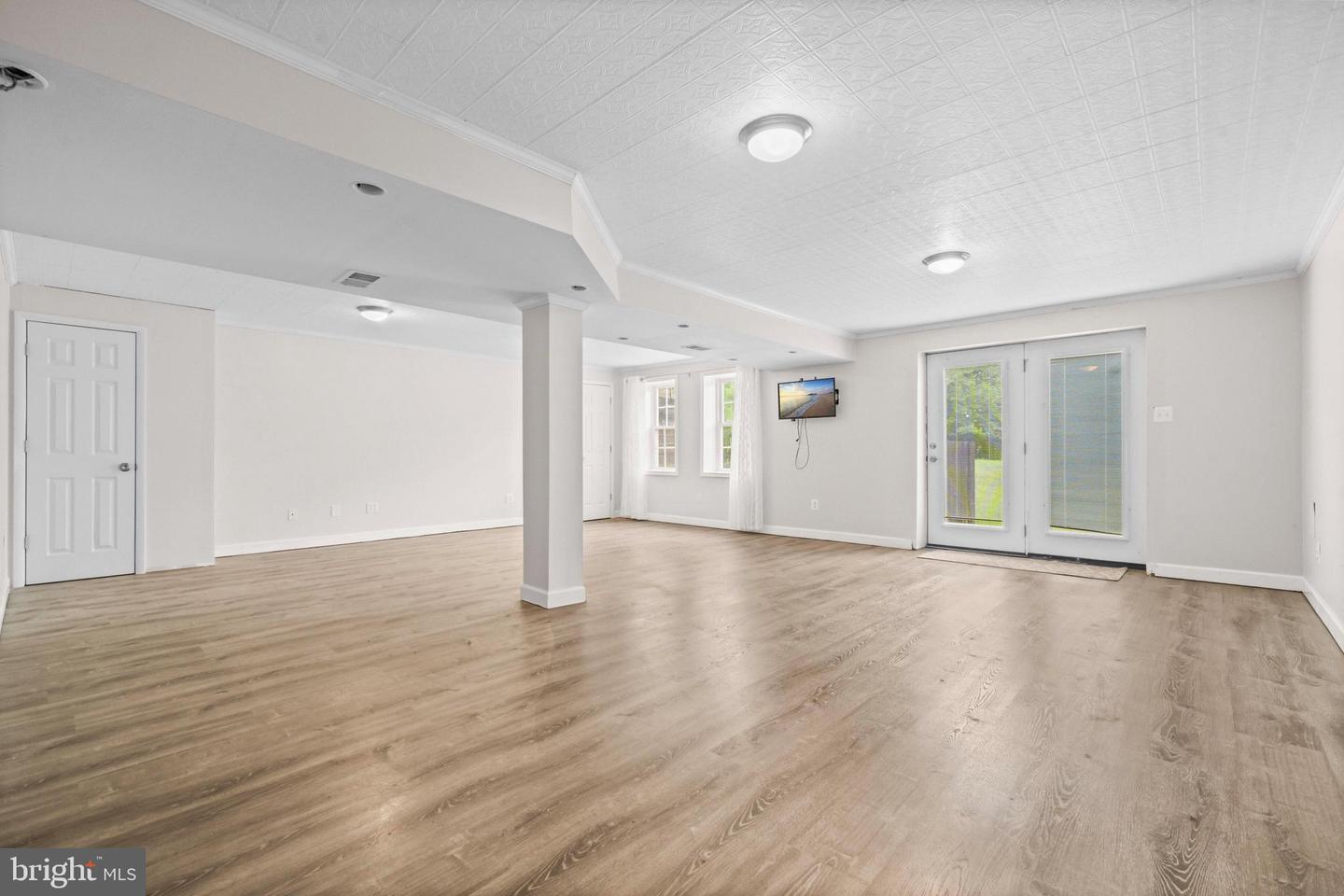 34444 LEESBURG PIKE, ROUND HILL, Virginia 20141, 4 Bedrooms Bedrooms, ,2 BathroomsBathrooms,Residential,For sale,34444 LEESBURG PIKE,VALO2101664 MLS # VALO2101664