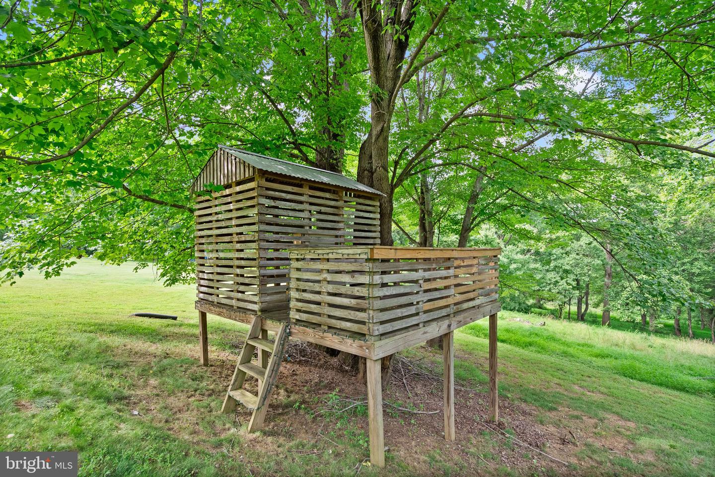 16720 SOMMERTIME LN, HAMILTON, Virginia 20158, 6 Bedrooms Bedrooms, ,5 BathroomsBathrooms,Residential,For sale,16720 SOMMERTIME LN,VALO2101706 MLS # VALO2101706