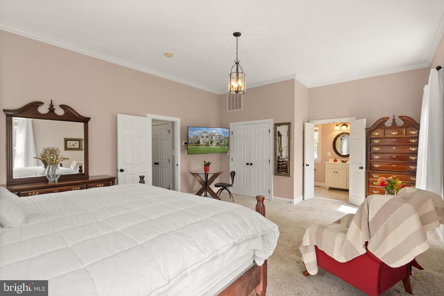 16720 SOMMERTIME LN, HAMILTON, Virginia 20158, 6 Bedrooms Bedrooms, ,5 BathroomsBathrooms,Residential,For sale,16720 SOMMERTIME LN,VALO2101706 MLS # VALO2101706