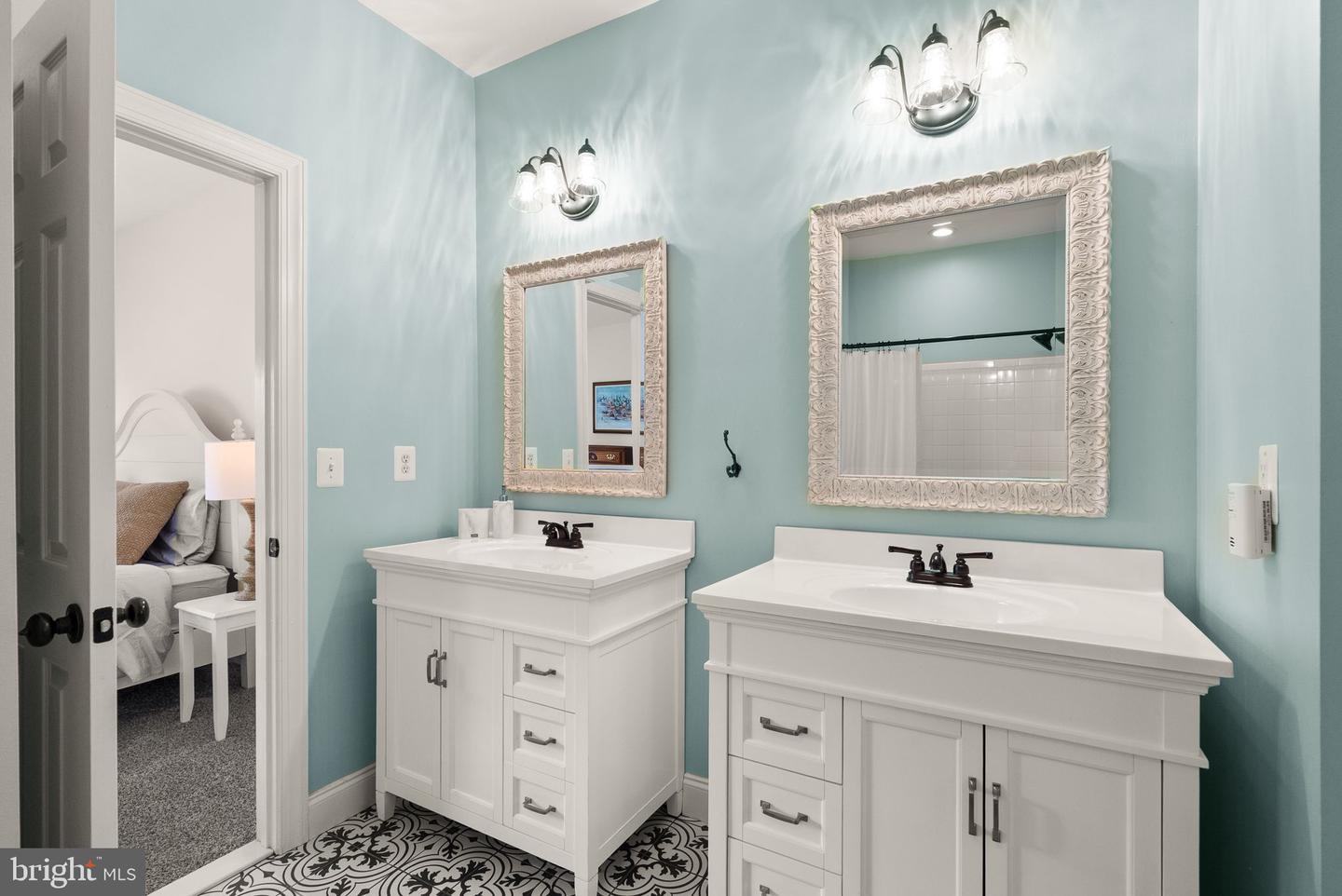 16720 SOMMERTIME LN, HAMILTON, Virginia 20158, 6 Bedrooms Bedrooms, ,5 BathroomsBathrooms,Residential,For sale,16720 SOMMERTIME LN,VALO2101706 MLS # VALO2101706