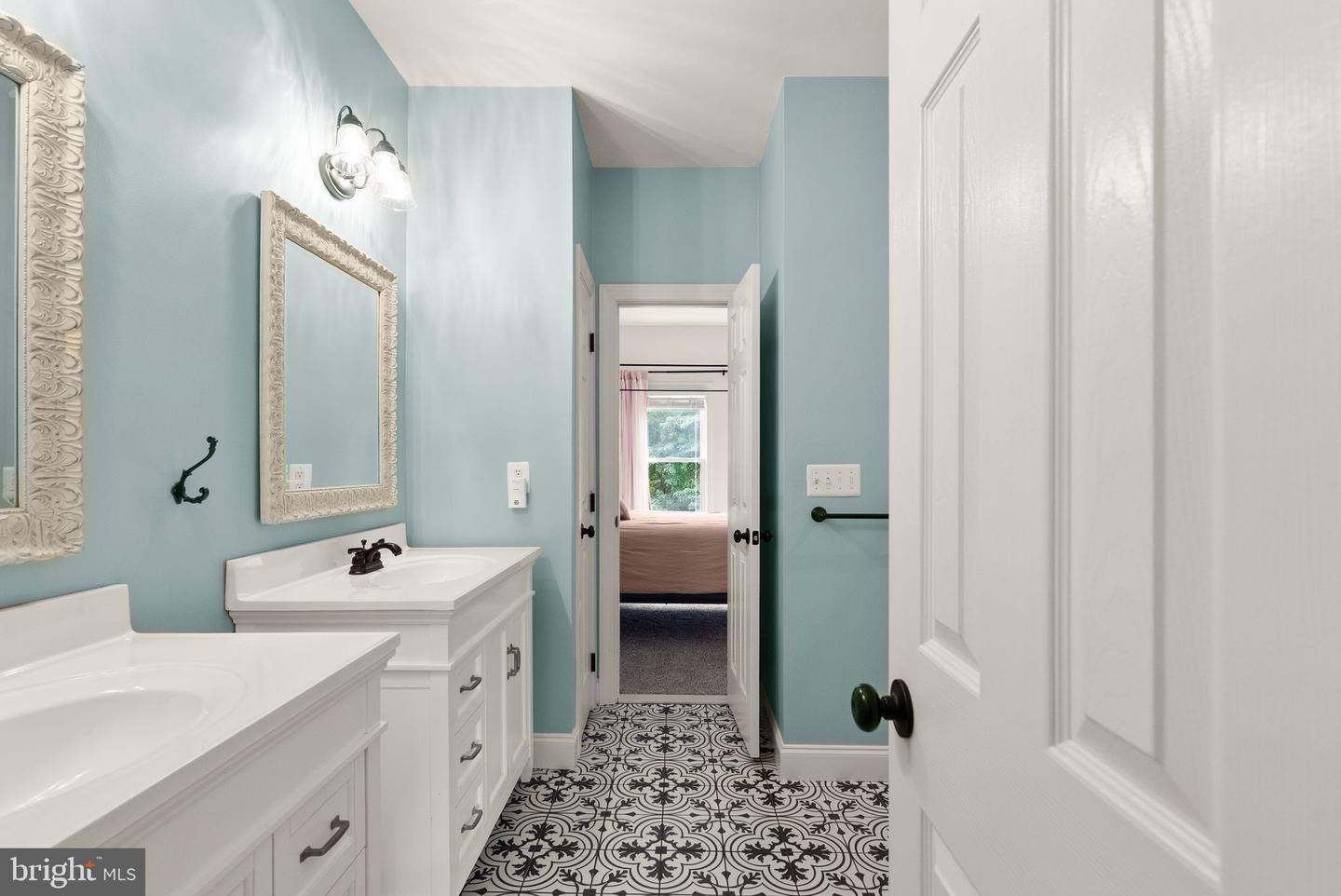 16720 SOMMERTIME LN, HAMILTON, Virginia 20158, 6 Bedrooms Bedrooms, ,5 BathroomsBathrooms,Residential,For sale,16720 SOMMERTIME LN,VALO2101706 MLS # VALO2101706