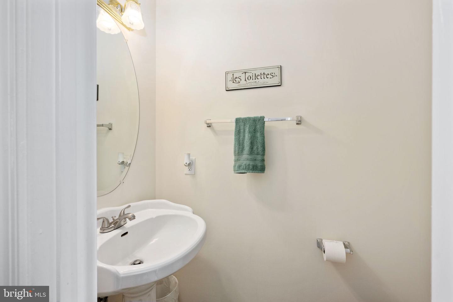 13014 MAPLE SPRINGS DR, FREDERICKSBURG, Virginia 22408, 4 Bedrooms Bedrooms, ,2 BathroomsBathrooms,Residential,For sale,13014 MAPLE SPRINGS DR,VASP2034612 MLS # VASP2034612