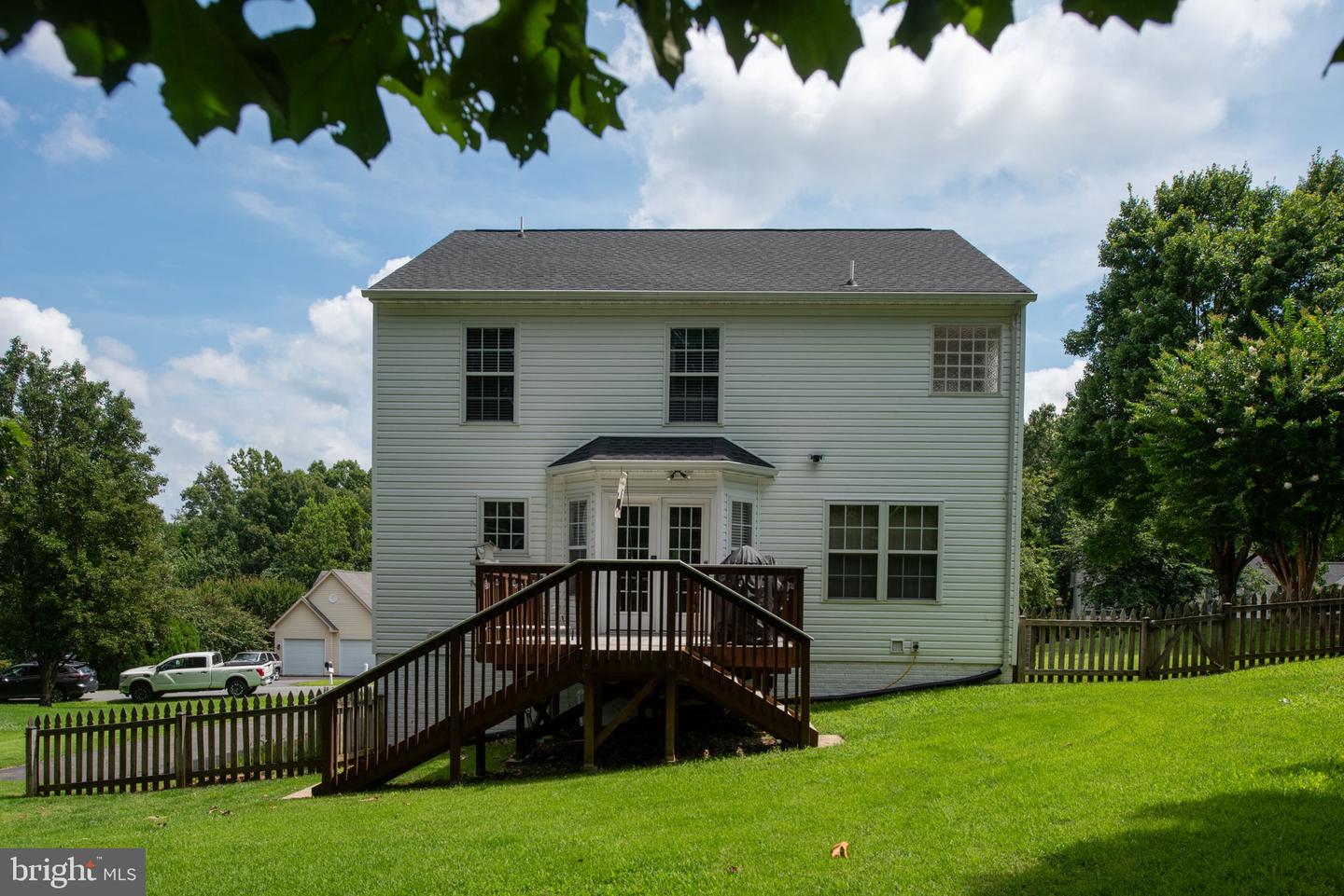 13014 MAPLE SPRINGS DR, FREDERICKSBURG, Virginia 22408, 4 Bedrooms Bedrooms, ,2 BathroomsBathrooms,Residential,For sale,13014 MAPLE SPRINGS DR,VASP2034612 MLS # VASP2034612