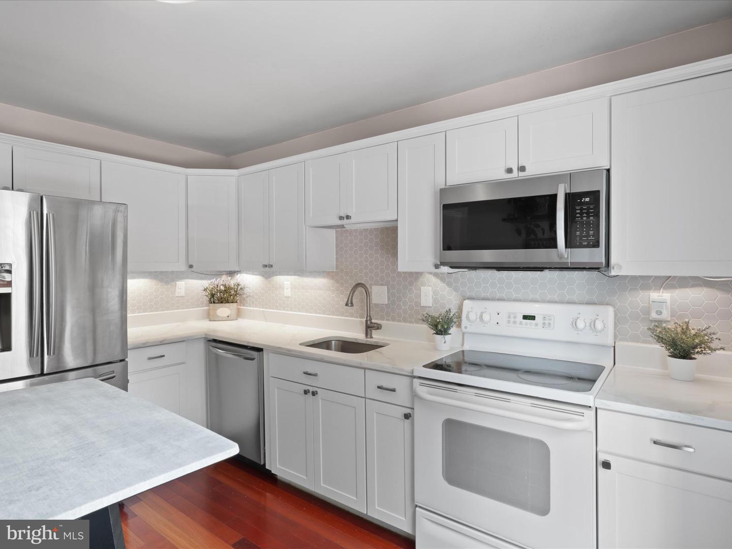 8534 ENOCHS DR, LORTON, Virginia 22079, 3 Bedrooms Bedrooms, ,2 BathroomsBathrooms,Residential,For sale,8534 ENOCHS DR,VAFX2254810 MLS # VAFX2254810