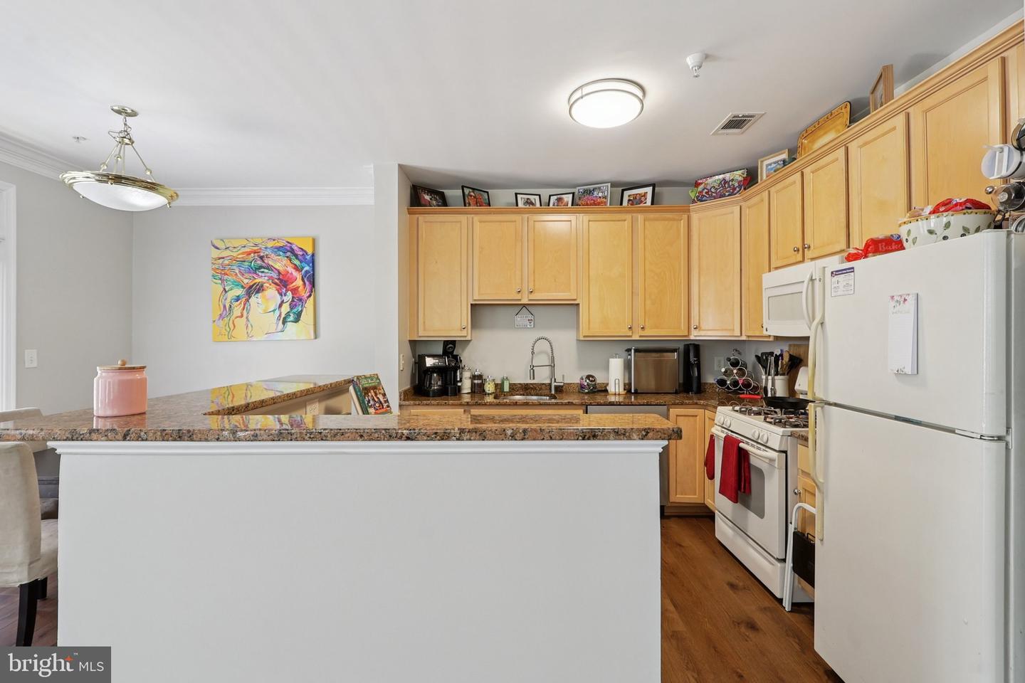 1621 LADUE CT #104, WOODBRIDGE, Virginia 22191, 2 Bedrooms Bedrooms, ,2 BathroomsBathrooms,Residential,For sale,1621 LADUE CT #104,VAPW2098974 MLS # VAPW2098974