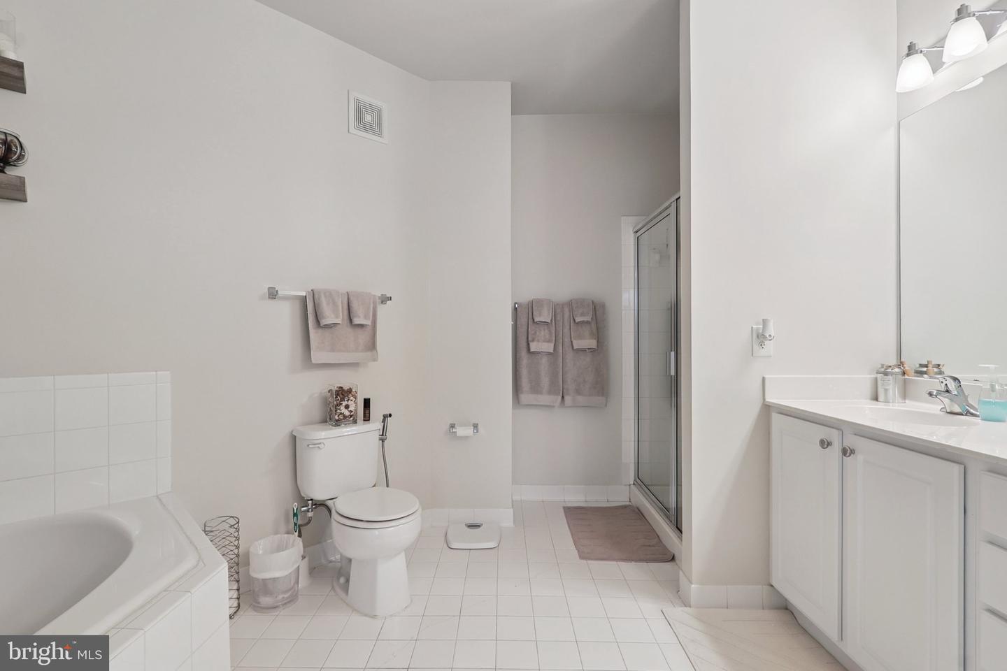 1621 LADUE CT #104, WOODBRIDGE, Virginia 22191, 2 Bedrooms Bedrooms, ,2 BathroomsBathrooms,Residential,For sale,1621 LADUE CT #104,VAPW2098974 MLS # VAPW2098974