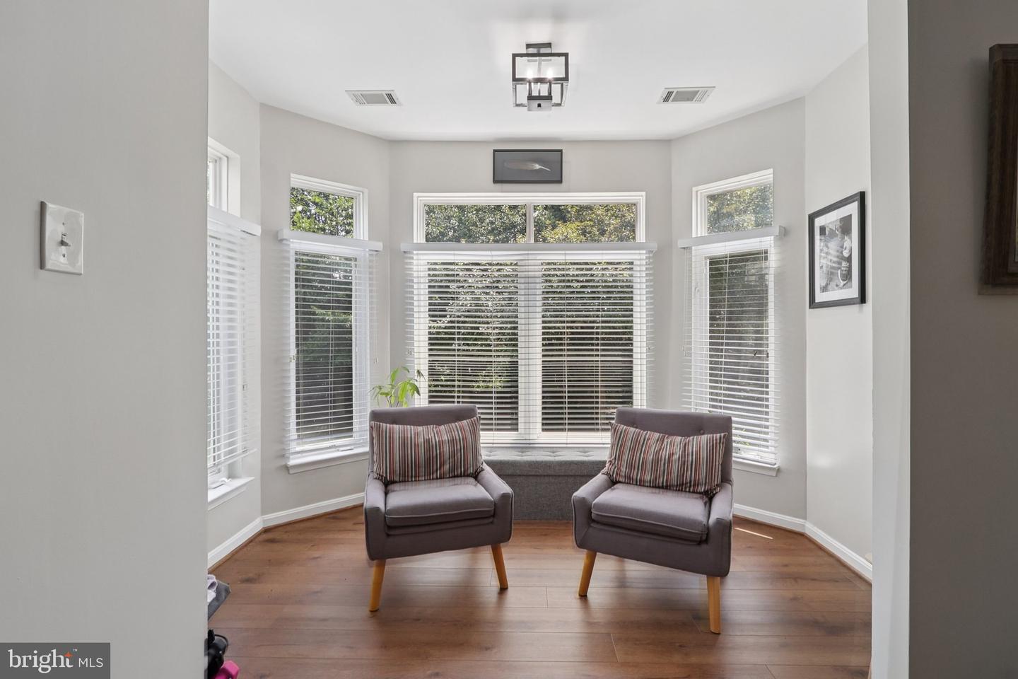 1621 LADUE CT #104, WOODBRIDGE, Virginia 22191, 2 Bedrooms Bedrooms, ,2 BathroomsBathrooms,Residential,For sale,1621 LADUE CT #104,VAPW2098974 MLS # VAPW2098974