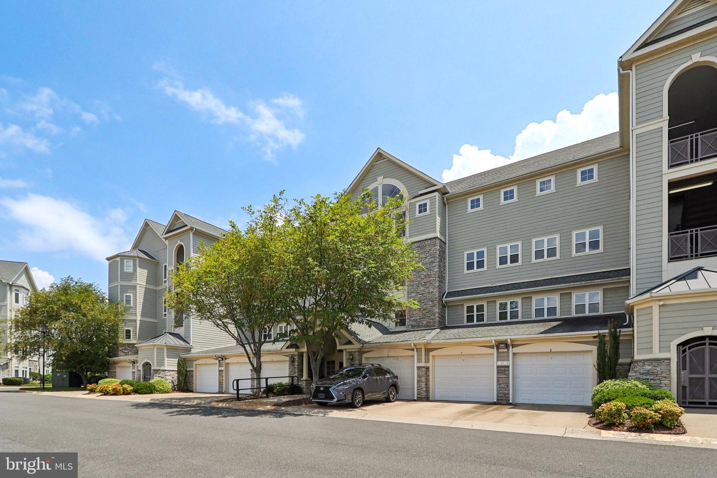 1621 LADUE CT #104, WOODBRIDGE, Virginia 22191, 2 Bedrooms Bedrooms, ,2 BathroomsBathrooms,Residential,For sale,1621 LADUE CT #104,VAPW2098974 MLS # VAPW2098974