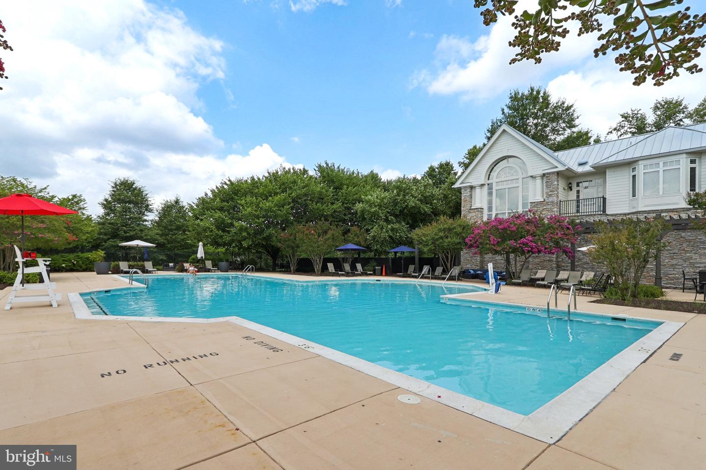 1621 LADUE CT #104, WOODBRIDGE, Virginia 22191, 2 Bedrooms Bedrooms, ,2 BathroomsBathrooms,Residential,For sale,1621 LADUE CT #104,VAPW2098974 MLS # VAPW2098974