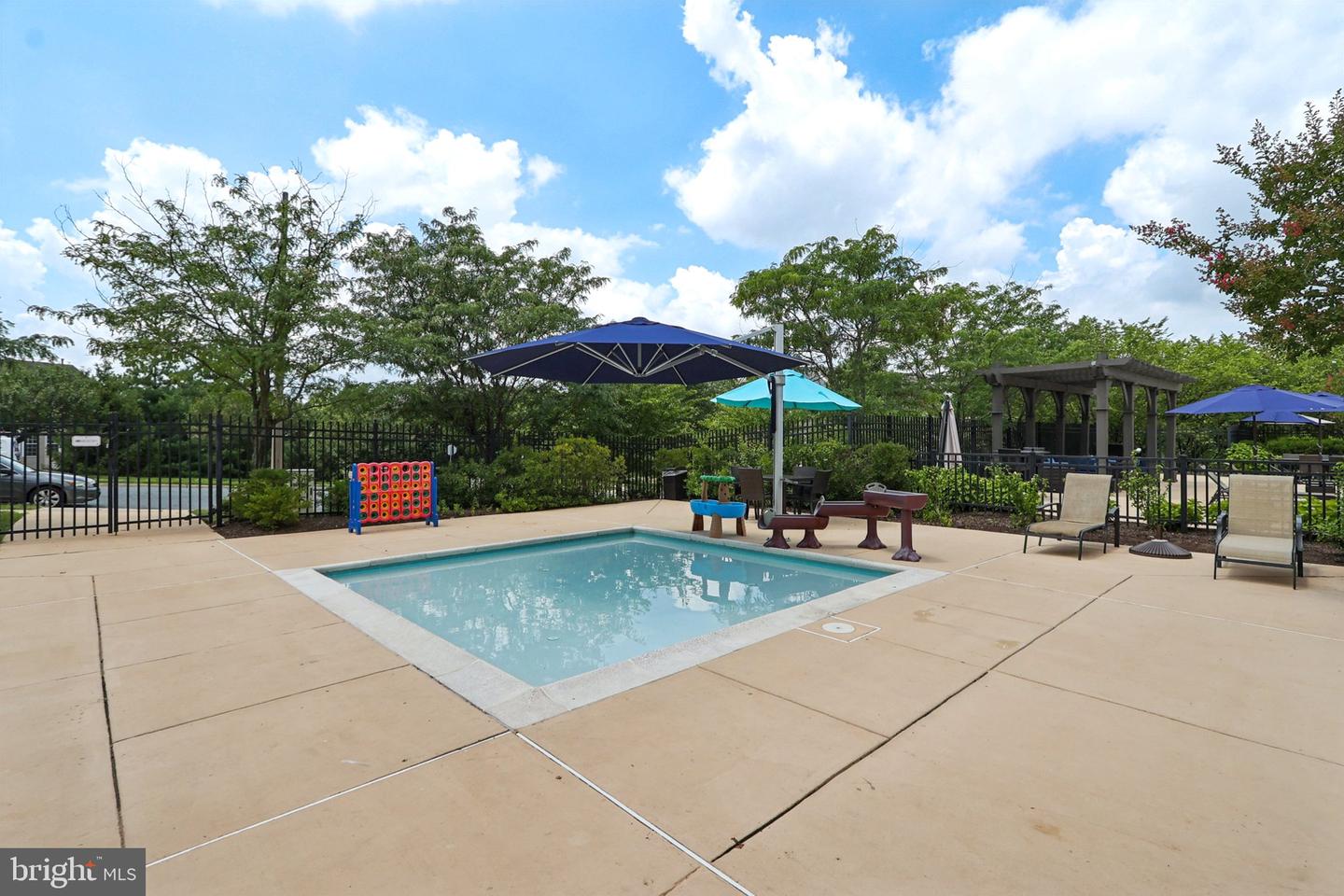 1621 LADUE CT #104, WOODBRIDGE, Virginia 22191, 2 Bedrooms Bedrooms, ,2 BathroomsBathrooms,Residential,For sale,1621 LADUE CT #104,VAPW2098974 MLS # VAPW2098974