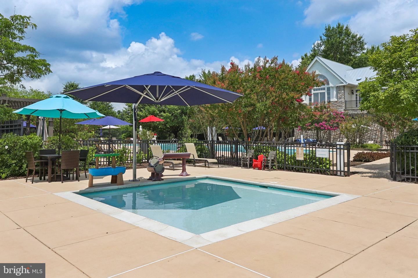 1621 LADUE CT #104, WOODBRIDGE, Virginia 22191, 2 Bedrooms Bedrooms, ,2 BathroomsBathrooms,Residential,For sale,1621 LADUE CT #104,VAPW2098974 MLS # VAPW2098974