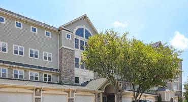 1621 LADUE CT #104, WOODBRIDGE, Virginia 22191, 2 Bedrooms Bedrooms, ,2 BathroomsBathrooms,Residential,For sale,1621 LADUE CT #104,VAPW2098974 MLS # VAPW2098974