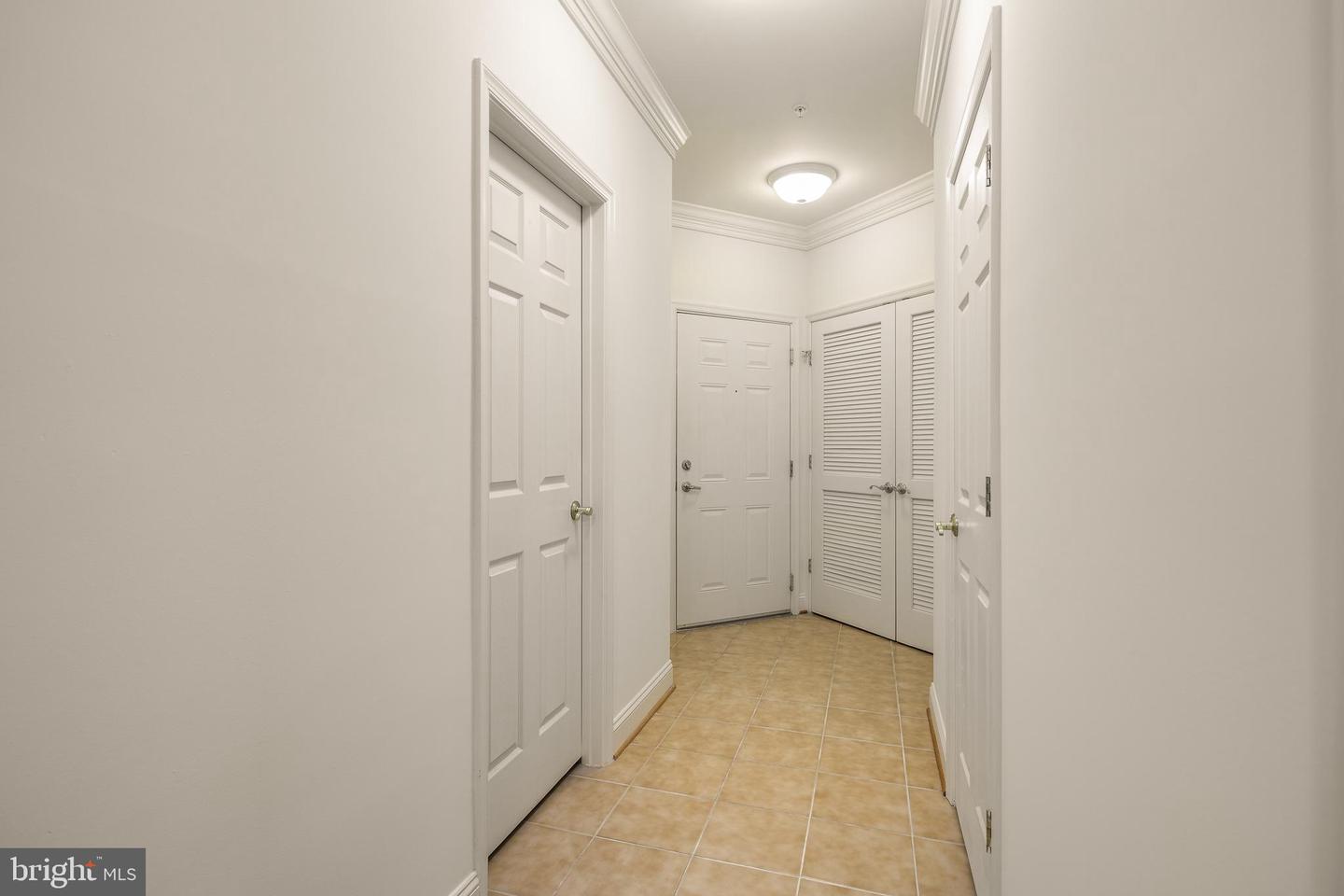 8600 LIBERTY TRL #206, MANASSAS, Virginia 20110, 2 Bedrooms Bedrooms, ,2 BathroomsBathrooms,Residential,For sale,8600 LIBERTY TRL #206,VAMN2008652 MLS # VAMN2008652