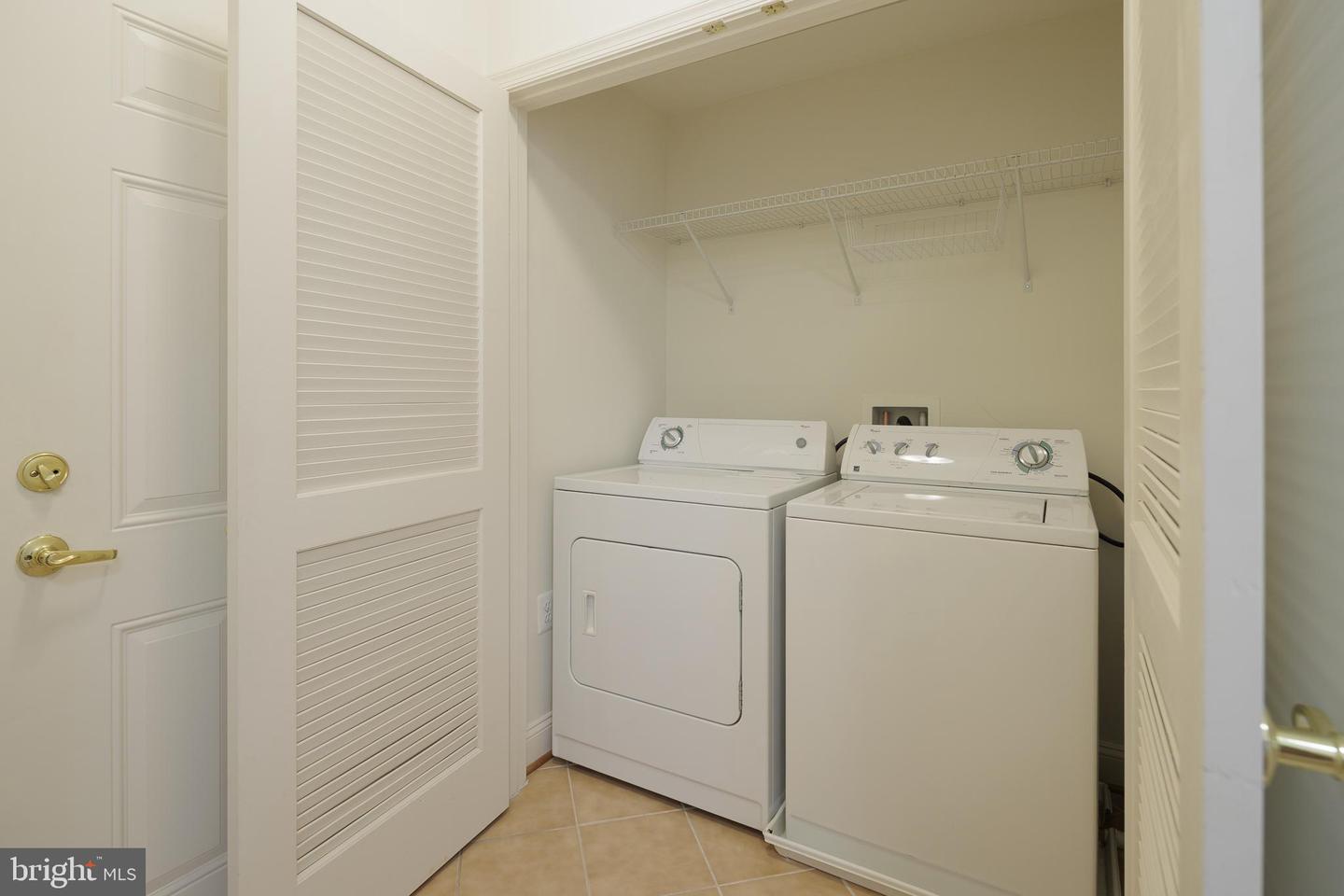 8600 LIBERTY TRL #206, MANASSAS, Virginia 20110, 2 Bedrooms Bedrooms, ,2 BathroomsBathrooms,Residential,For sale,8600 LIBERTY TRL #206,VAMN2008652 MLS # VAMN2008652
