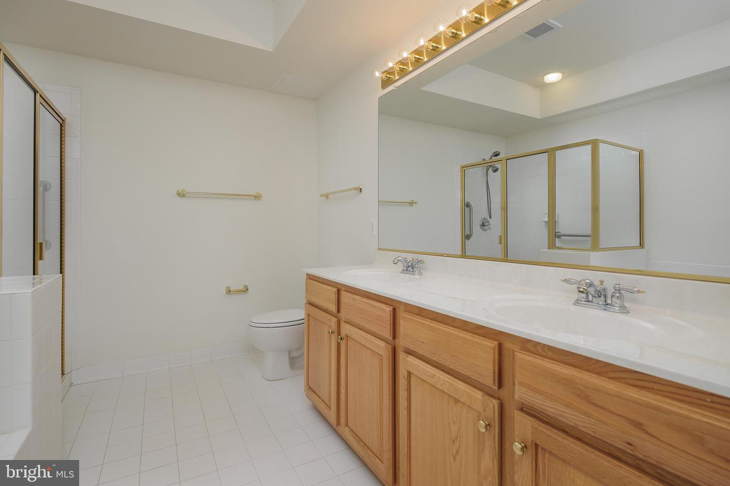 8600 LIBERTY TRL #206, MANASSAS, Virginia 20110, 2 Bedrooms Bedrooms, ,2 BathroomsBathrooms,Residential,For sale,8600 LIBERTY TRL #206,VAMN2008652 MLS # VAMN2008652