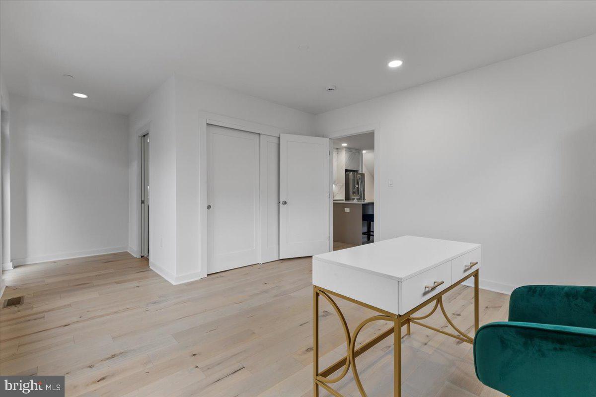 641 QUEBEC PL NW #1, WASHINGTON, District Of Columbia 20010, 4 Bedrooms Bedrooms, ,3 BathroomsBathrooms,Residential,For sale,641 QUEBEC PL NW #1,DCDC2209560 MLS # DCDC2209560