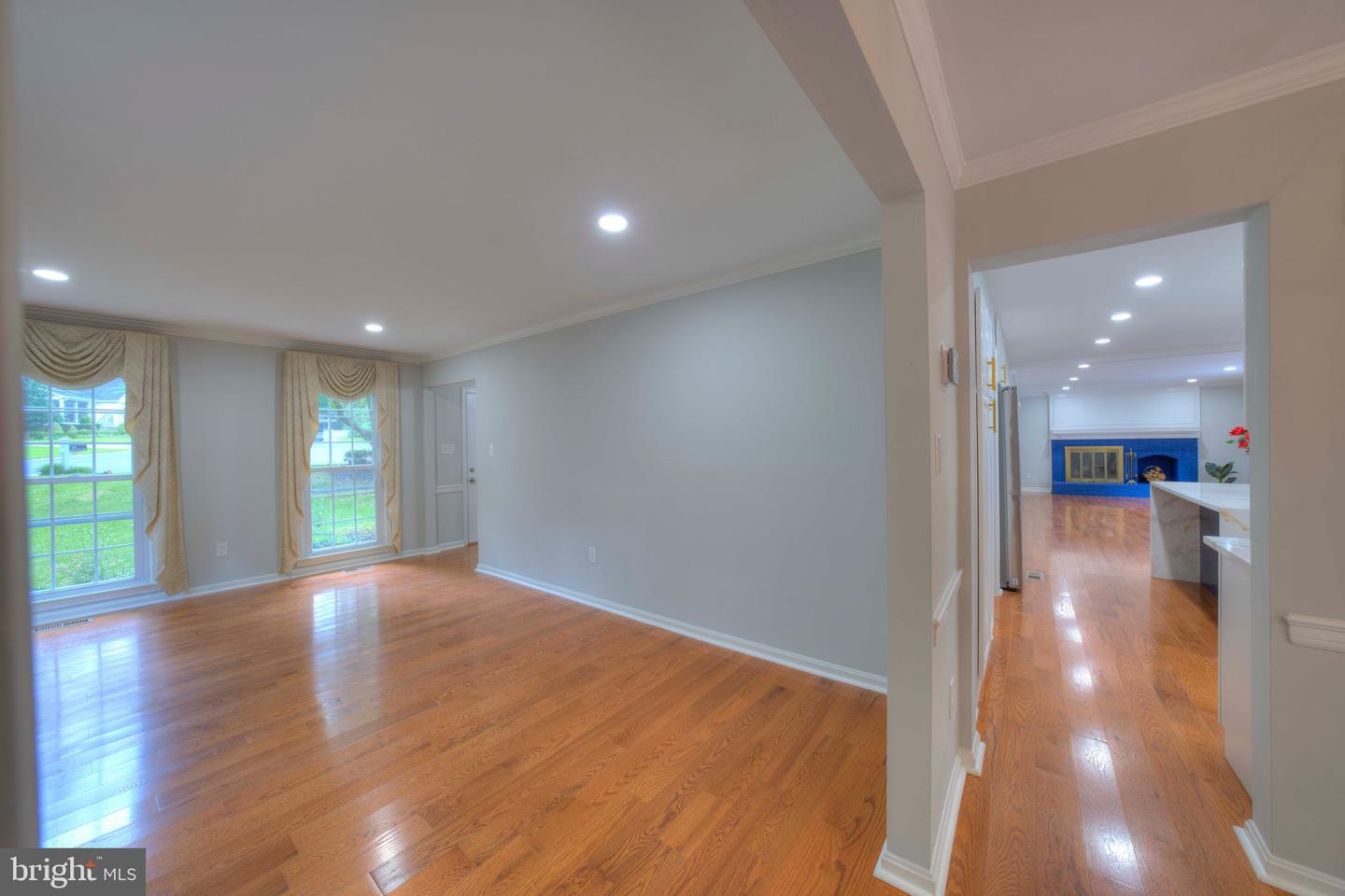 1566 OLD EATON LN, RESTON, Virginia 20194, 4 Bedrooms Bedrooms, ,3 BathroomsBathrooms,Residential,For sale,1566 OLD EATON LN,VAFX2254540 MLS # VAFX2254540