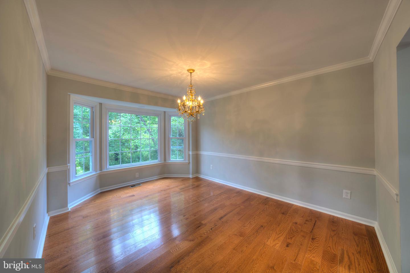 1566 OLD EATON LN, RESTON, Virginia 20194, 4 Bedrooms Bedrooms, ,3 BathroomsBathrooms,Residential,For sale,1566 OLD EATON LN,VAFX2254540 MLS # VAFX2254540