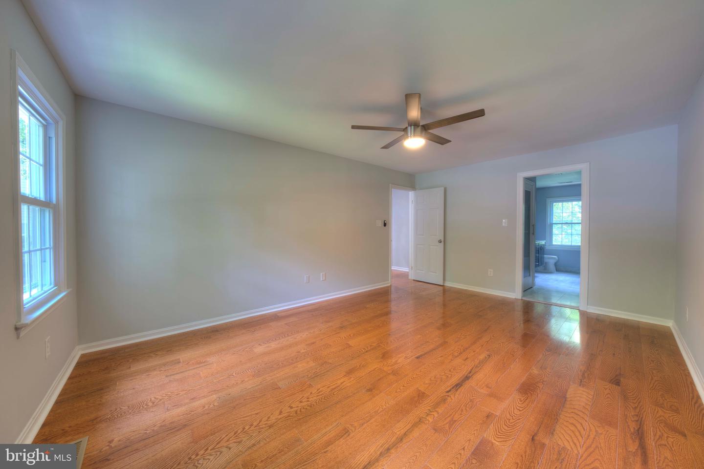 1566 OLD EATON LN, RESTON, Virginia 20194, 4 Bedrooms Bedrooms, ,3 BathroomsBathrooms,Residential,For sale,1566 OLD EATON LN,VAFX2254540 MLS # VAFX2254540