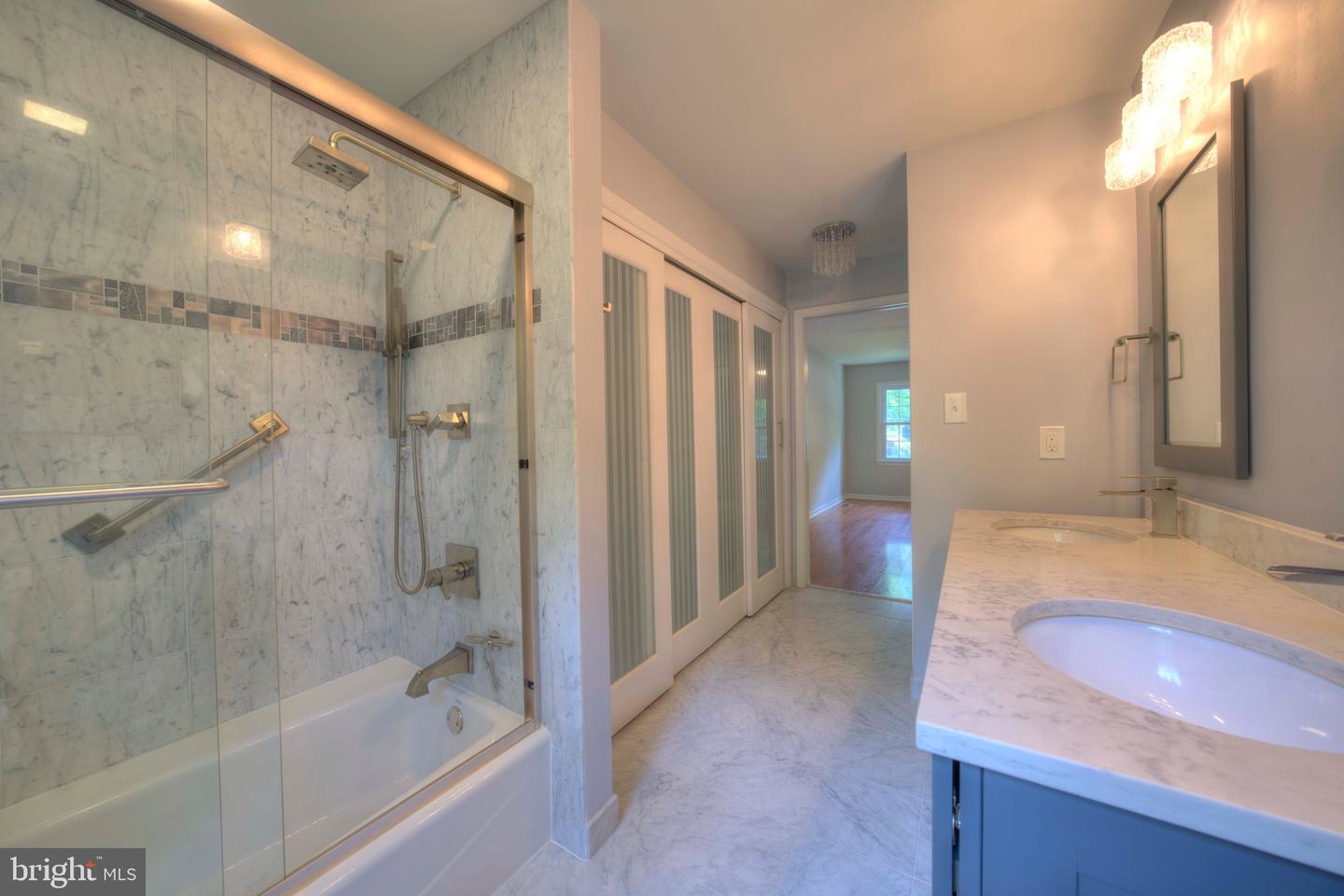 1566 OLD EATON LN, RESTON, Virginia 20194, 4 Bedrooms Bedrooms, ,3 BathroomsBathrooms,Residential,For sale,1566 OLD EATON LN,VAFX2254540 MLS # VAFX2254540