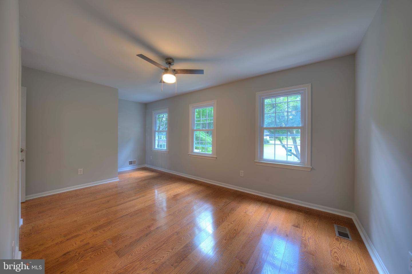1566 OLD EATON LN, RESTON, Virginia 20194, 4 Bedrooms Bedrooms, ,3 BathroomsBathrooms,Residential,For sale,1566 OLD EATON LN,VAFX2254540 MLS # VAFX2254540
