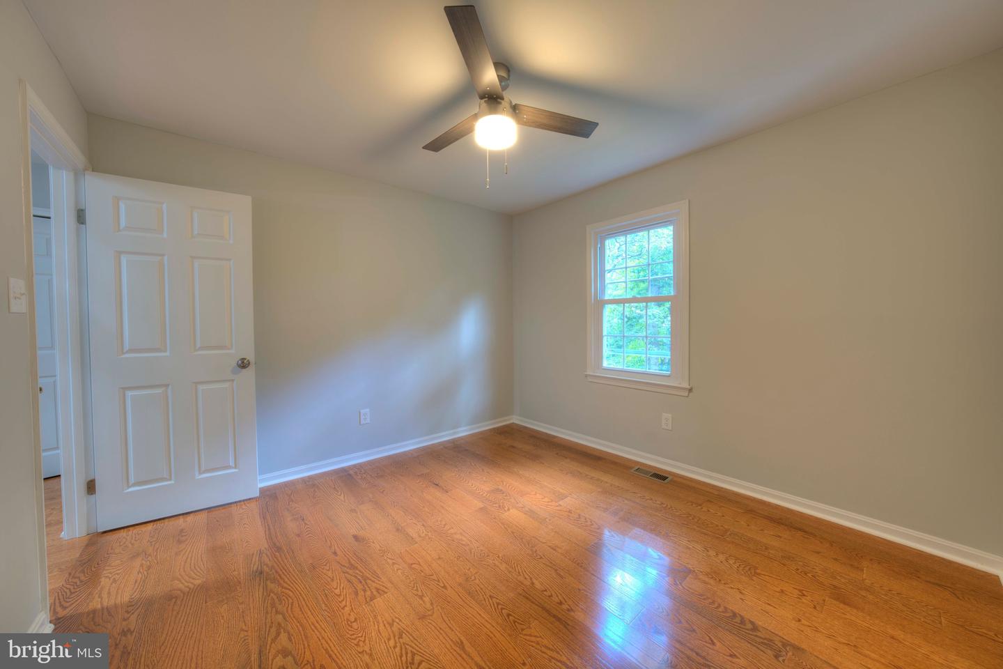 1566 OLD EATON LN, RESTON, Virginia 20194, 4 Bedrooms Bedrooms, ,3 BathroomsBathrooms,Residential,For sale,1566 OLD EATON LN,VAFX2254540 MLS # VAFX2254540