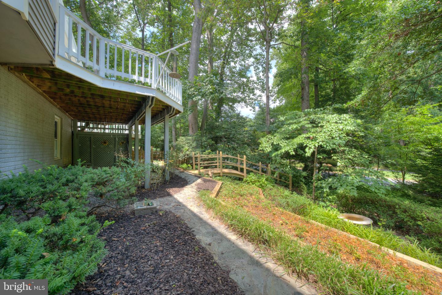 1566 OLD EATON LN, RESTON, Virginia 20194, 4 Bedrooms Bedrooms, ,3 BathroomsBathrooms,Residential,For sale,1566 OLD EATON LN,VAFX2254540 MLS # VAFX2254540