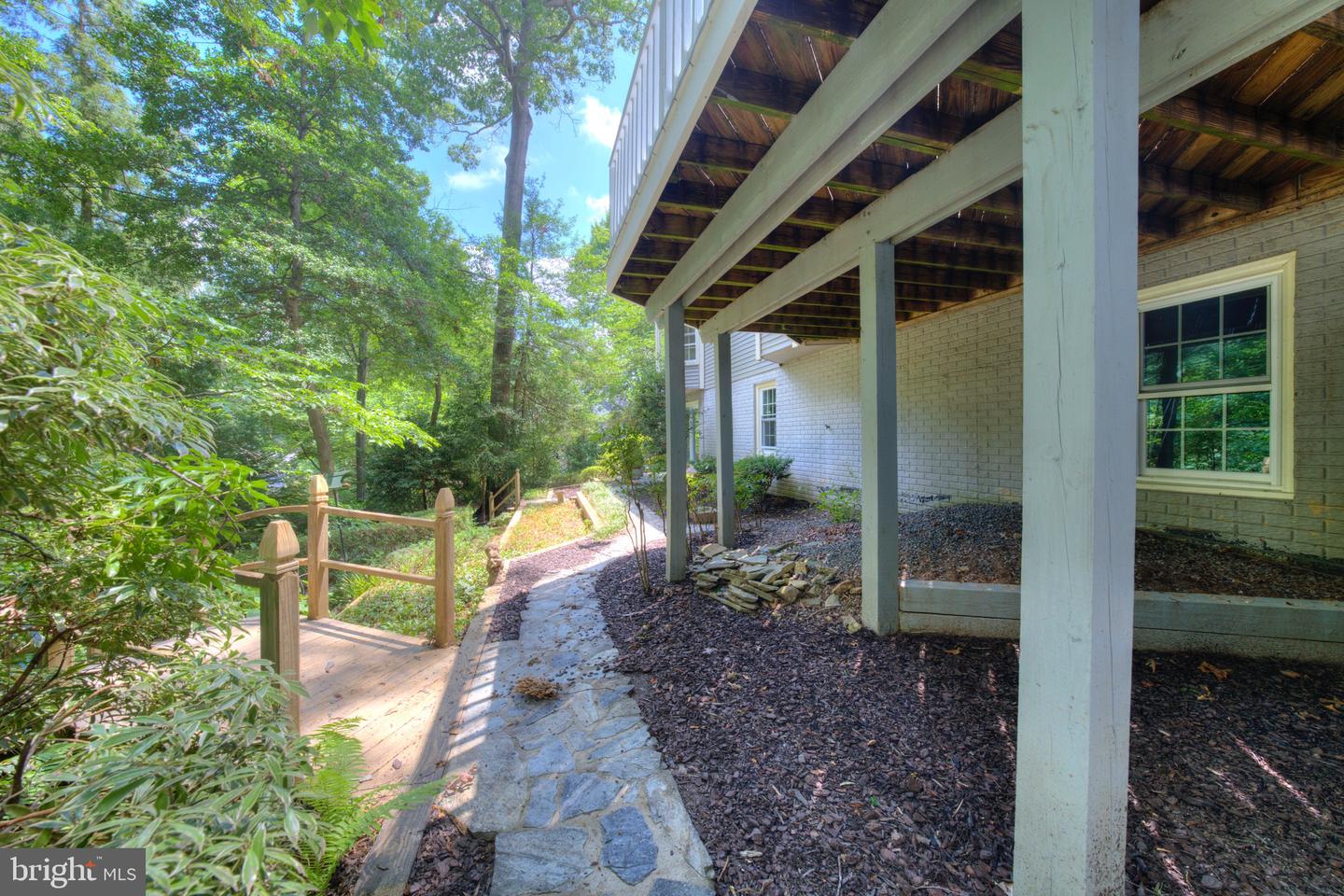 1566 OLD EATON LN, RESTON, Virginia 20194, 4 Bedrooms Bedrooms, ,3 BathroomsBathrooms,Residential,For sale,1566 OLD EATON LN,VAFX2254540 MLS # VAFX2254540