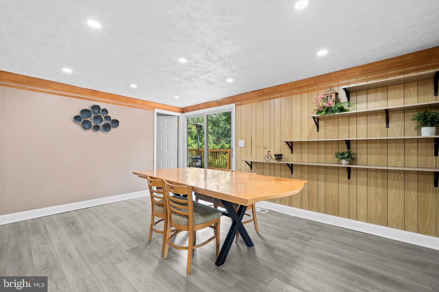 4507 TIPTON LN, ALEXANDRIA, Virginia 22310, 6 Bedrooms Bedrooms, ,2 BathroomsBathrooms,Residential,For sale,4507 TIPTON LN,VAFX2254606 MLS # VAFX2254606