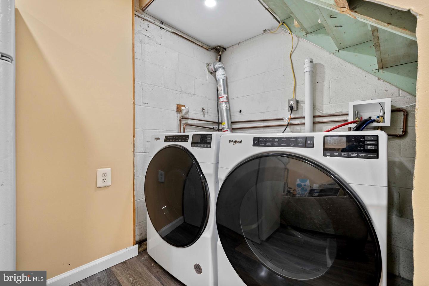 4507 TIPTON LN, ALEXANDRIA, Virginia 22310, 6 Bedrooms Bedrooms, ,2 BathroomsBathrooms,Residential,For sale,4507 TIPTON LN,VAFX2254606 MLS # VAFX2254606