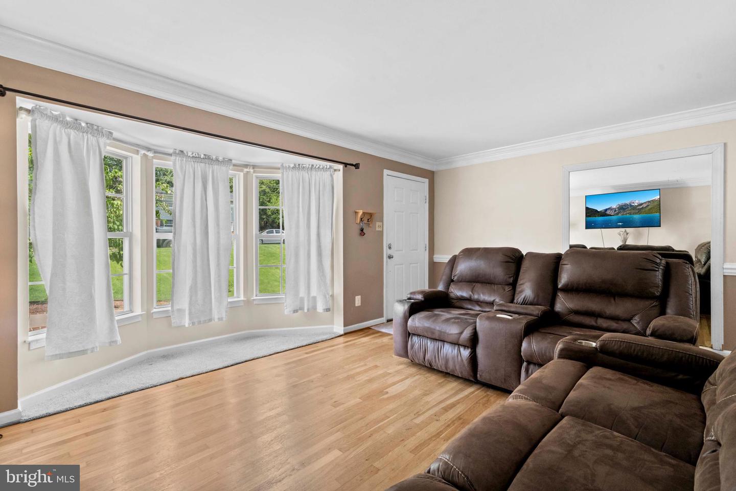 4507 TIPTON LN, ALEXANDRIA, Virginia 22310, 6 Bedrooms Bedrooms, ,2 BathroomsBathrooms,Residential,For sale,4507 TIPTON LN,VAFX2254606 MLS # VAFX2254606