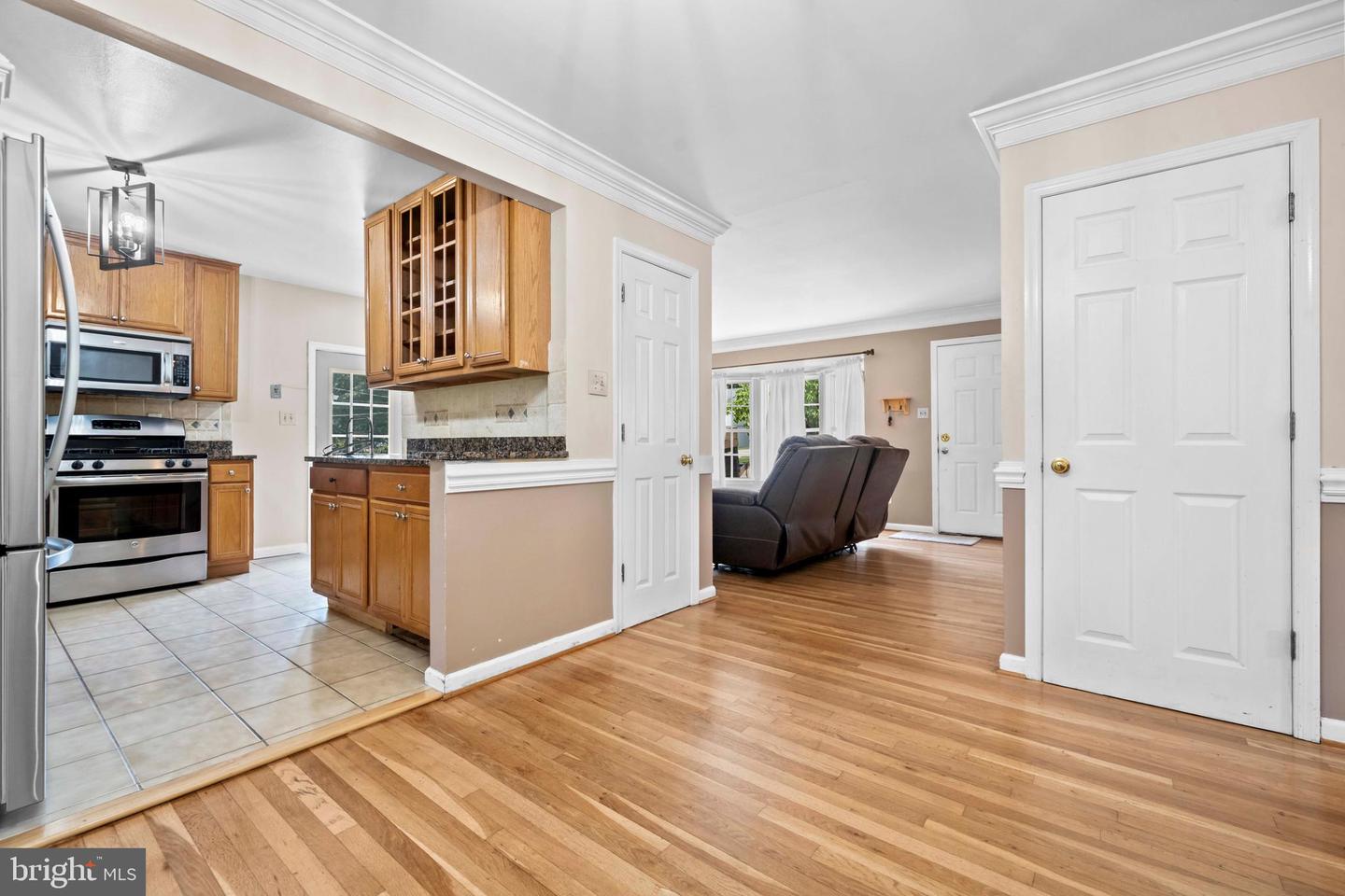 4507 TIPTON LN, ALEXANDRIA, Virginia 22310, 6 Bedrooms Bedrooms, ,2 BathroomsBathrooms,Residential,For sale,4507 TIPTON LN,VAFX2254606 MLS # VAFX2254606