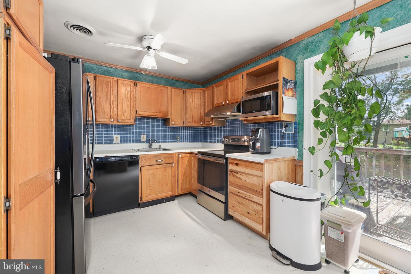 15114 CALEXICO LN, WOODBRIDGE, Virginia 22193, 4 Bedrooms Bedrooms, ,2 BathroomsBathrooms,Residential,For sale,15114 CALEXICO LN,VAPW2098864 MLS # VAPW2098864