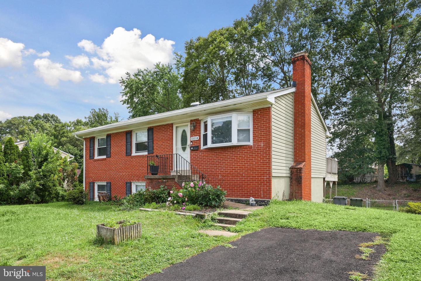 15114 CALEXICO LN, WOODBRIDGE, Virginia 22193, 4 Bedrooms Bedrooms, ,2 BathroomsBathrooms,Residential,For sale,15114 CALEXICO LN,VAPW2098864 MLS # VAPW2098864