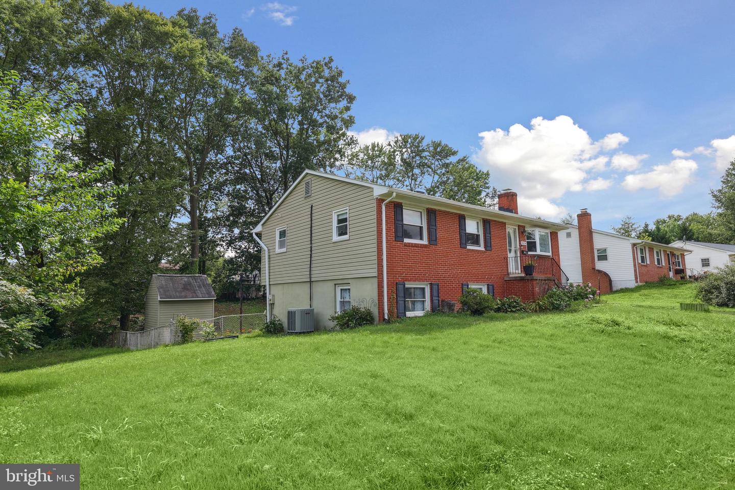 15114 CALEXICO LN, WOODBRIDGE, Virginia 22193, 4 Bedrooms Bedrooms, ,2 BathroomsBathrooms,Residential,For sale,15114 CALEXICO LN,VAPW2098864 MLS # VAPW2098864