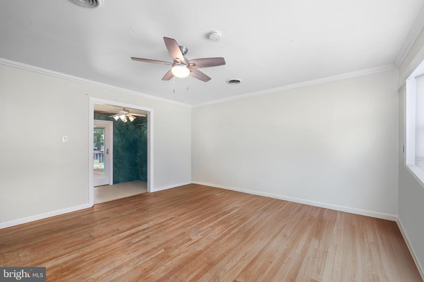 15114 CALEXICO LN, WOODBRIDGE, Virginia 22193, 4 Bedrooms Bedrooms, ,2 BathroomsBathrooms,Residential,For sale,15114 CALEXICO LN,VAPW2098864 MLS # VAPW2098864