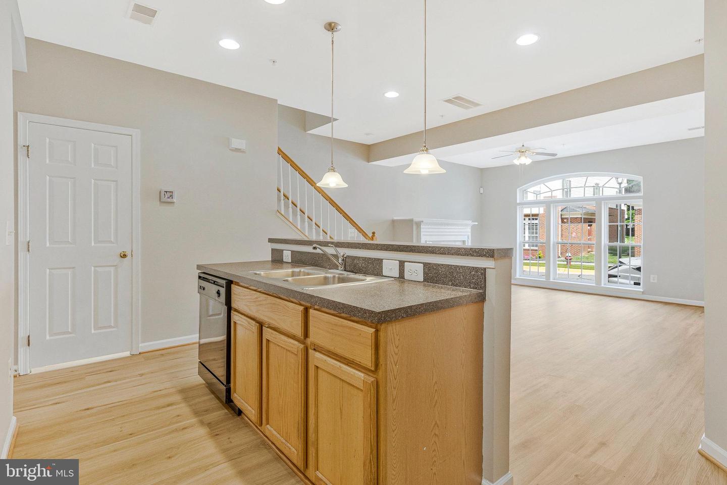 41859 INSPIRATION TER, ALDIE, Virginia 20105, 3 Bedrooms Bedrooms, ,2 BathroomsBathrooms,Residential,For sale,41859 INSPIRATION TER,VALO2101648 MLS # VALO2101648