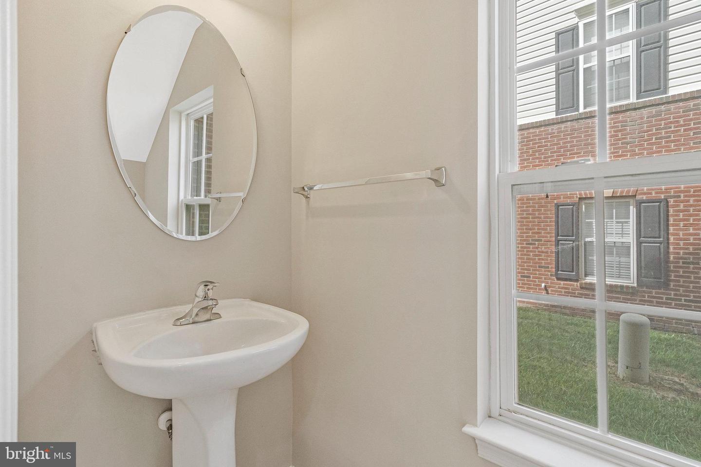 41859 INSPIRATION TER, ALDIE, Virginia 20105, 3 Bedrooms Bedrooms, ,2 BathroomsBathrooms,Residential,For sale,41859 INSPIRATION TER,VALO2101648 MLS # VALO2101648
