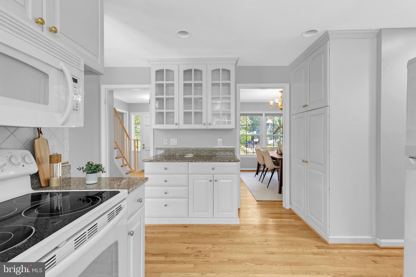 8618 GATESHEAD RD, ALEXANDRIA, Virginia 22309, 4 Bedrooms Bedrooms, ,2 BathroomsBathrooms,Residential,For sale,8618 GATESHEAD RD,VAFX2254856 MLS # VAFX2254856